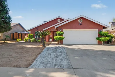 1431 Souza Street