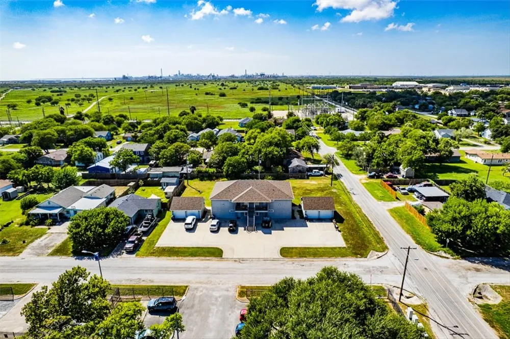 2461 Avenue D Ingleside, TX 78362