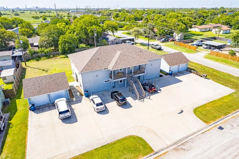 2461 Avenue D Ingleside, TX 78362