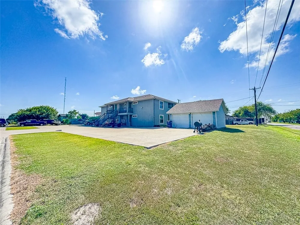 2461 Avenue D Ingleside, TX 78362