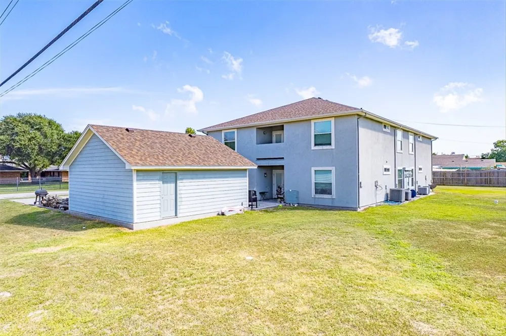 2461 Avenue D Ingleside, TX 78362