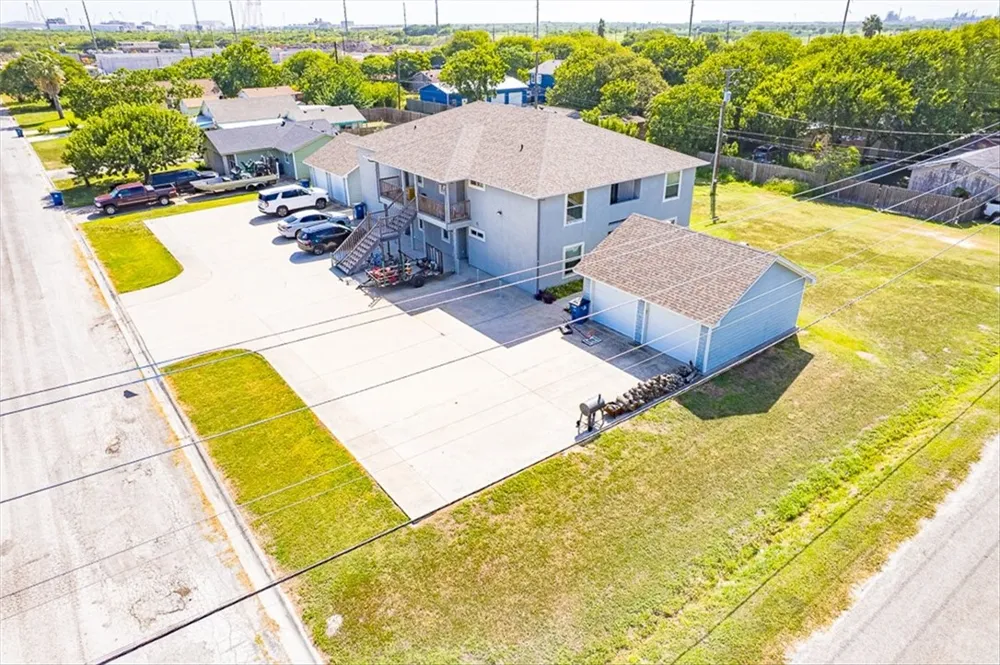 2461 Avenue D Ingleside, TX 78362