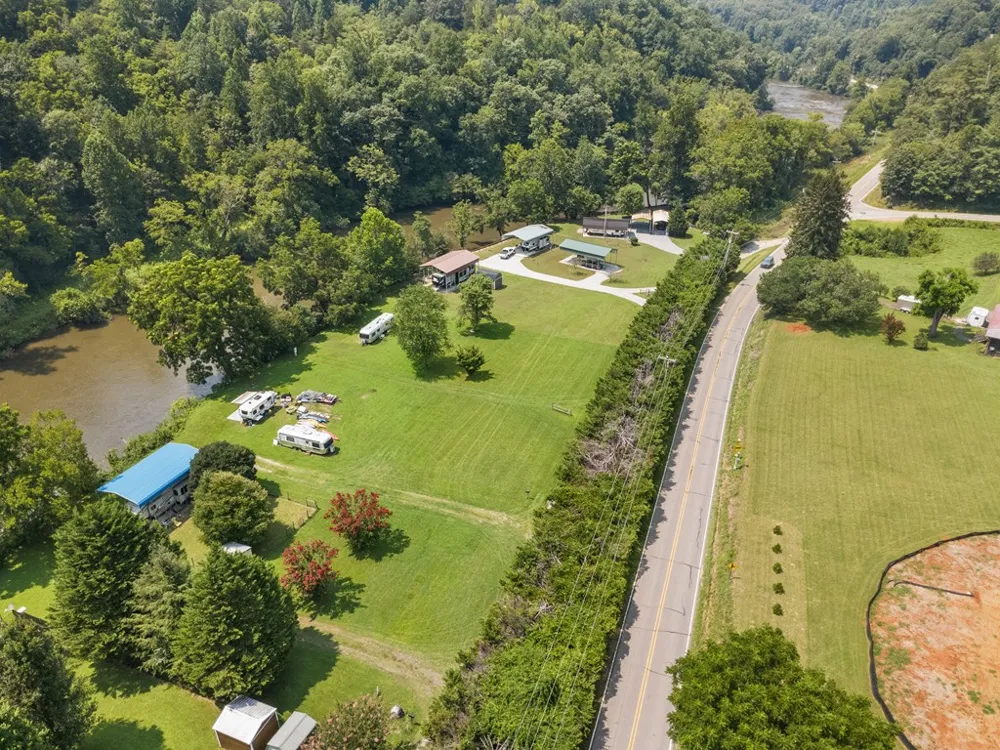 RIVERS EDGE TRL Franklin, NC 28734