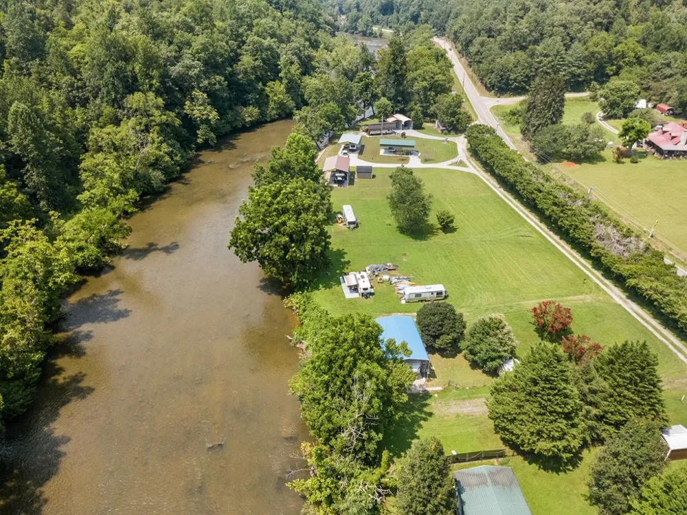 RIVERS EDGE TRL Franklin, NC 28734