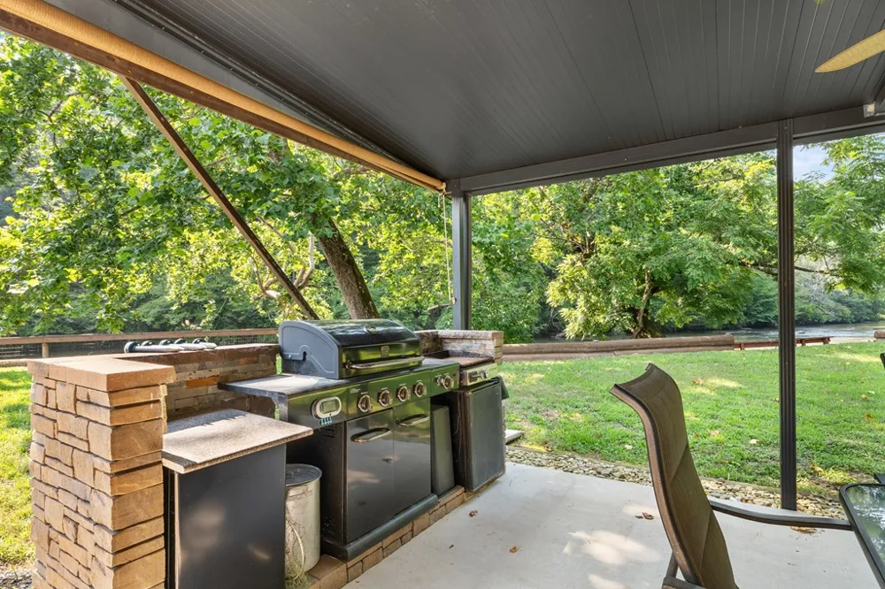 RIVERS EDGE TRL Franklin, NC 28734