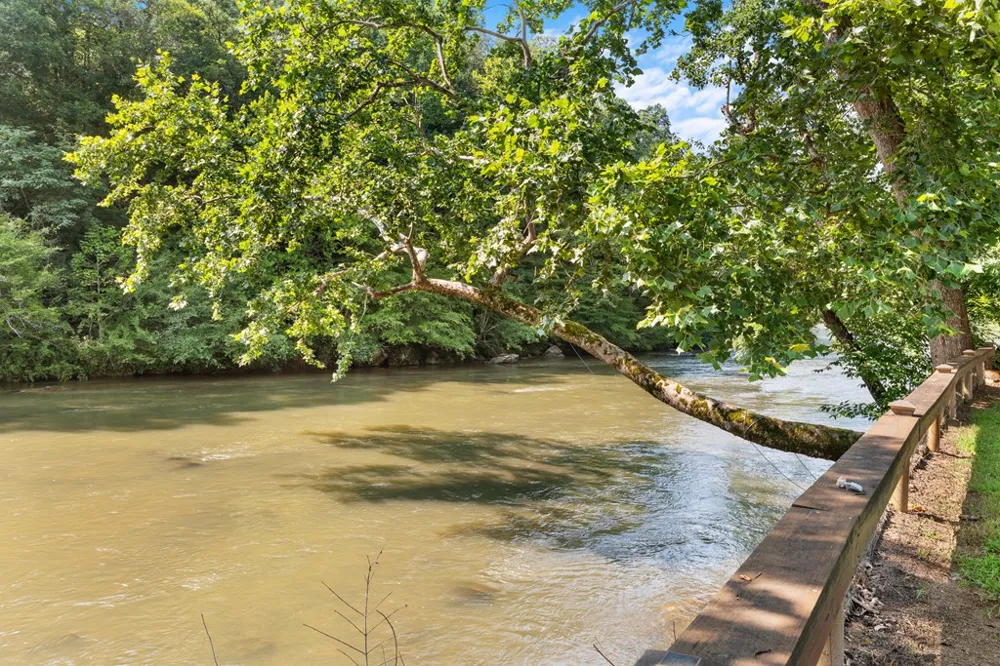 RIVERS EDGE TRL Franklin, NC 28734