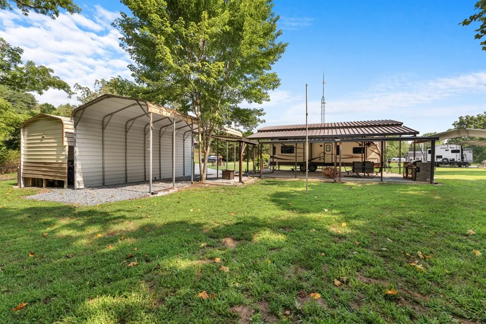 RIVERS EDGE TRL Franklin, NC 28734