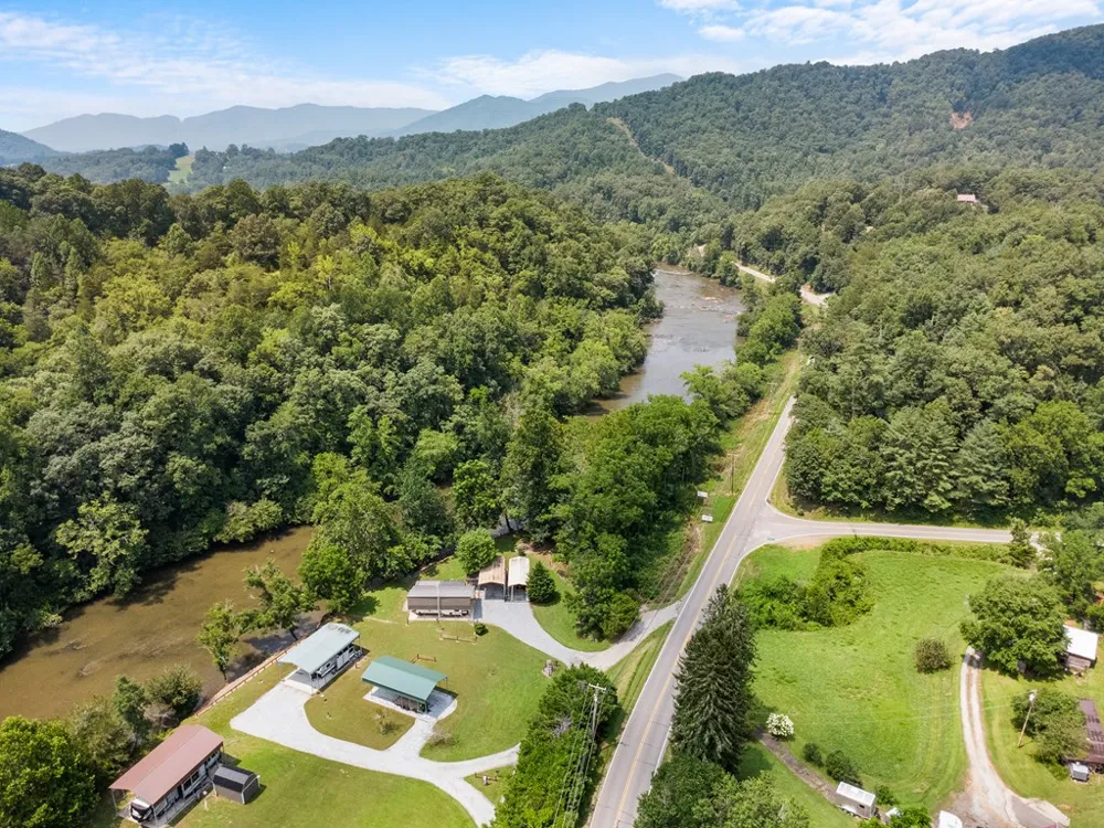 RIVERS EDGE TRL Franklin, NC 28734