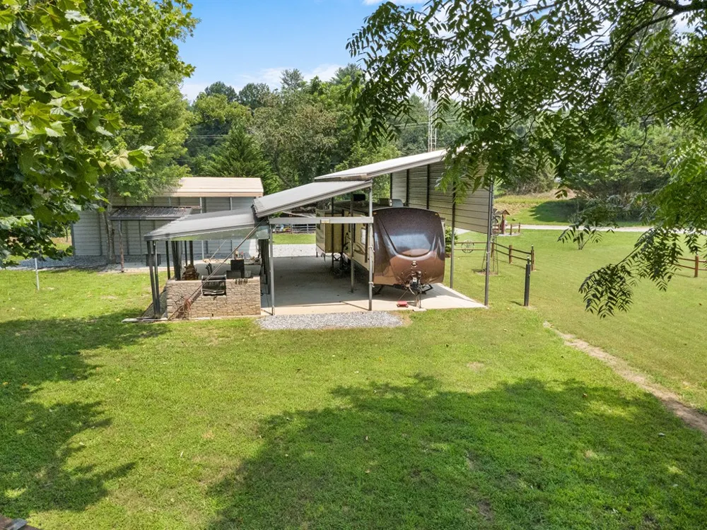 RIVERS EDGE TRL Franklin, NC 28734