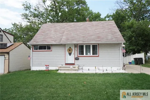22 Lowell Street