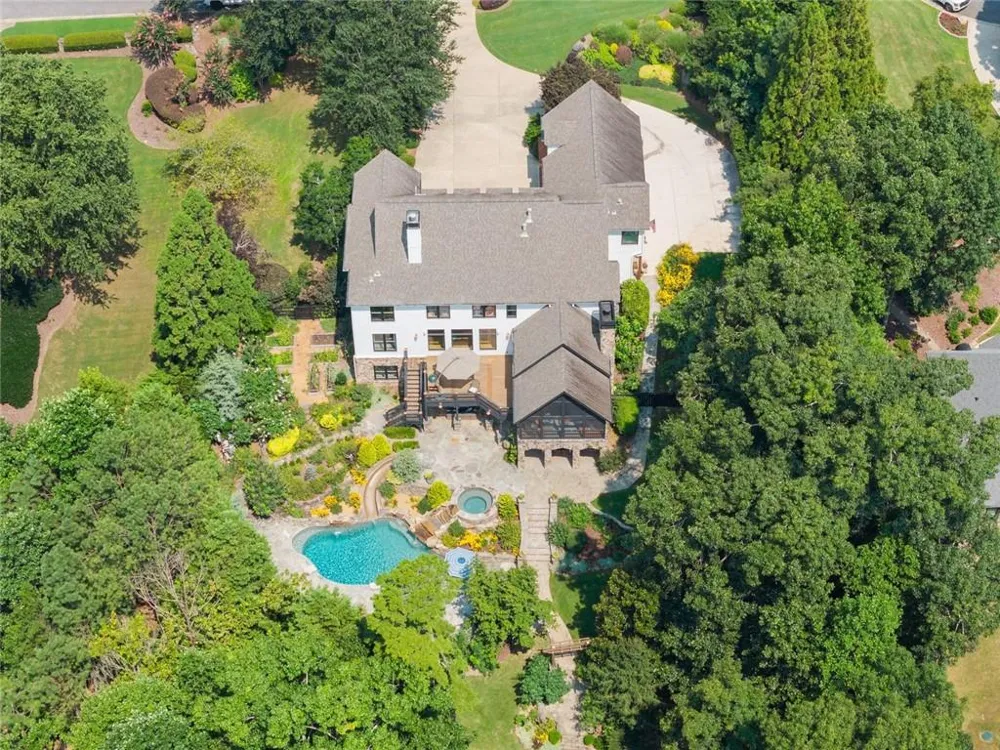 16066 Inverness Trail Milton, GA 30004