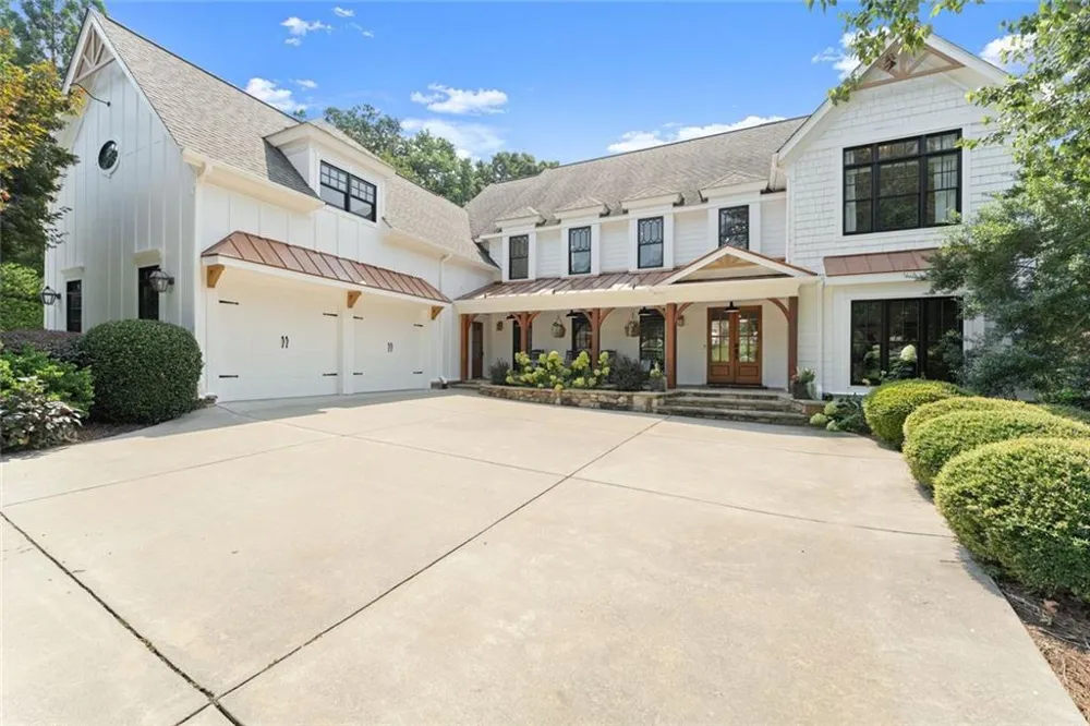 16066 Inverness Trail Milton, GA 30004