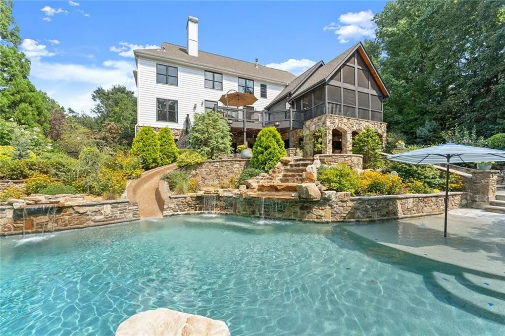 16066 Inverness Trail Milton, GA 30004
