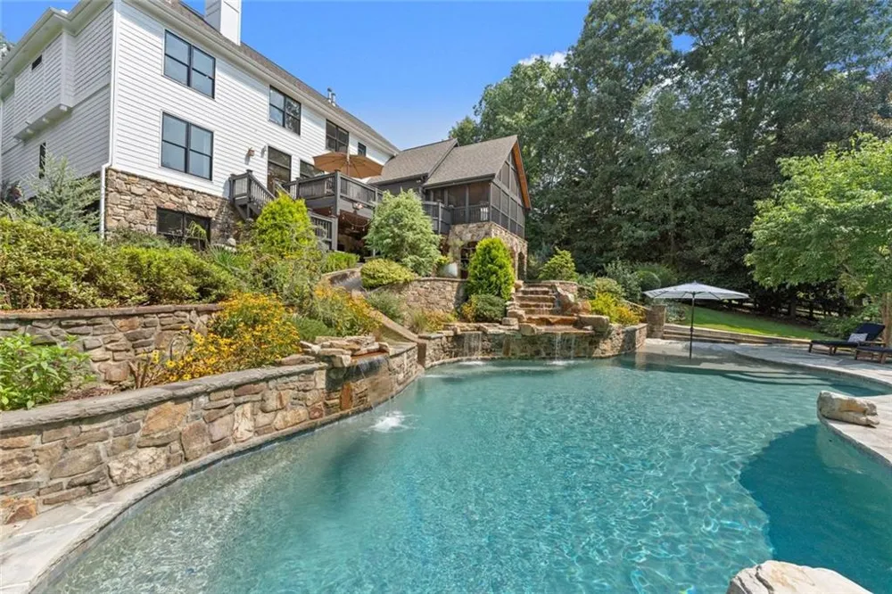 16066 Inverness Trail Milton, GA 30004