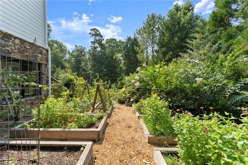 16066 Inverness Trail Milton, GA 30004