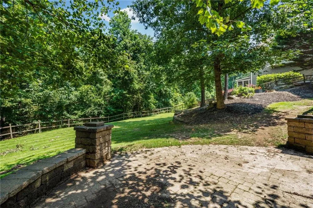 690 Big Bend Trail Road Sugar Hill, GA 30518