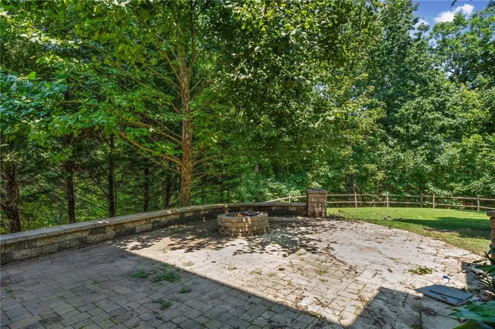 690 Big Bend Trail Road Sugar Hill, GA 30518