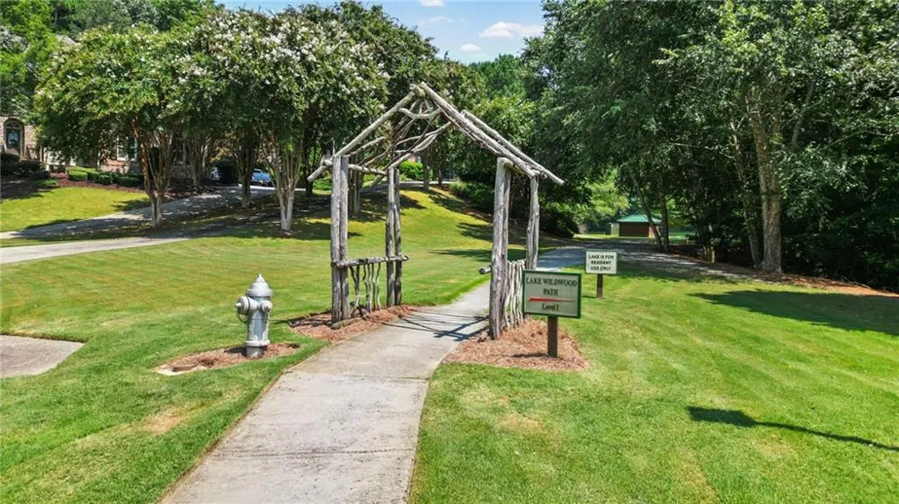 690 Big Bend Trail Road Sugar Hill, GA 30518