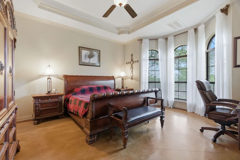 128 Horizon Circle Azle, TX 76020