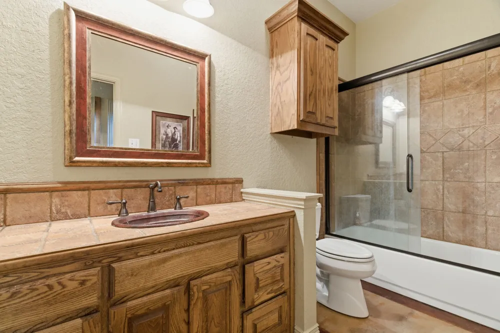 128 Horizon Circle Azle, TX 76020