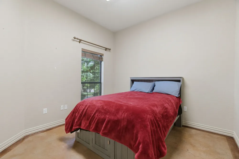 128 Horizon Circle Azle, TX 76020