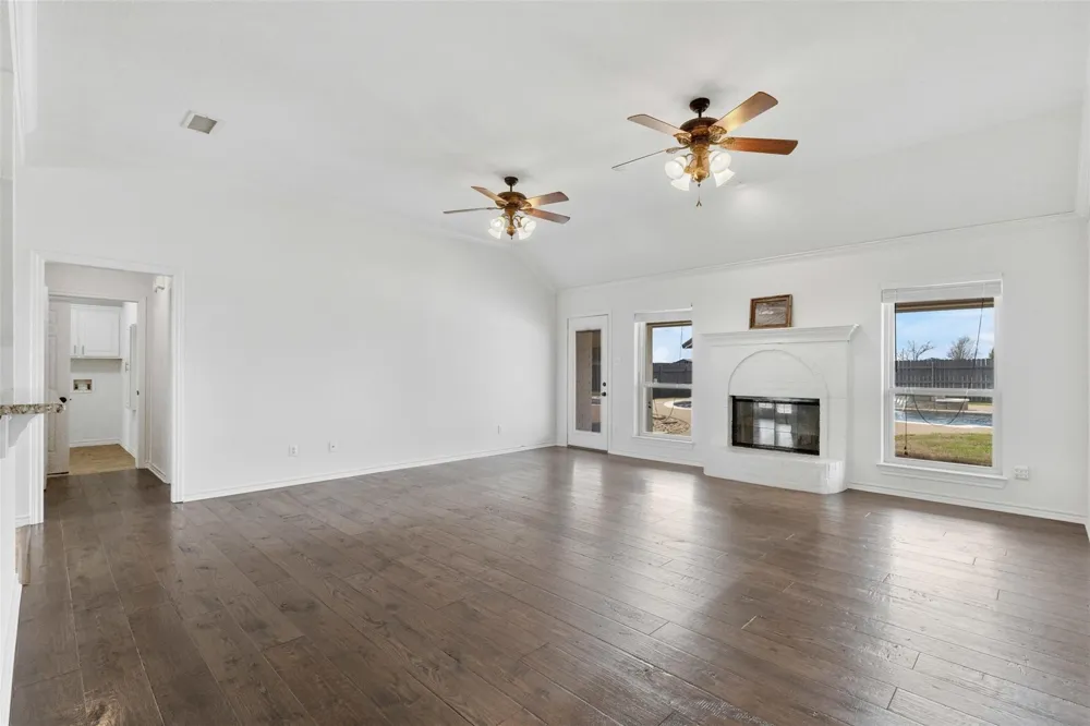 312 Corral Road Godley, TX 76044