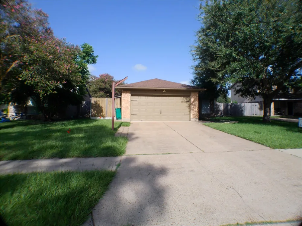 4422 Haiti Lane Pasadena, TX 77505