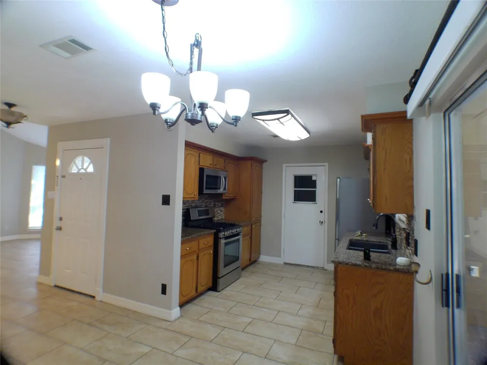 4422 Haiti Lane Pasadena, TX 77505