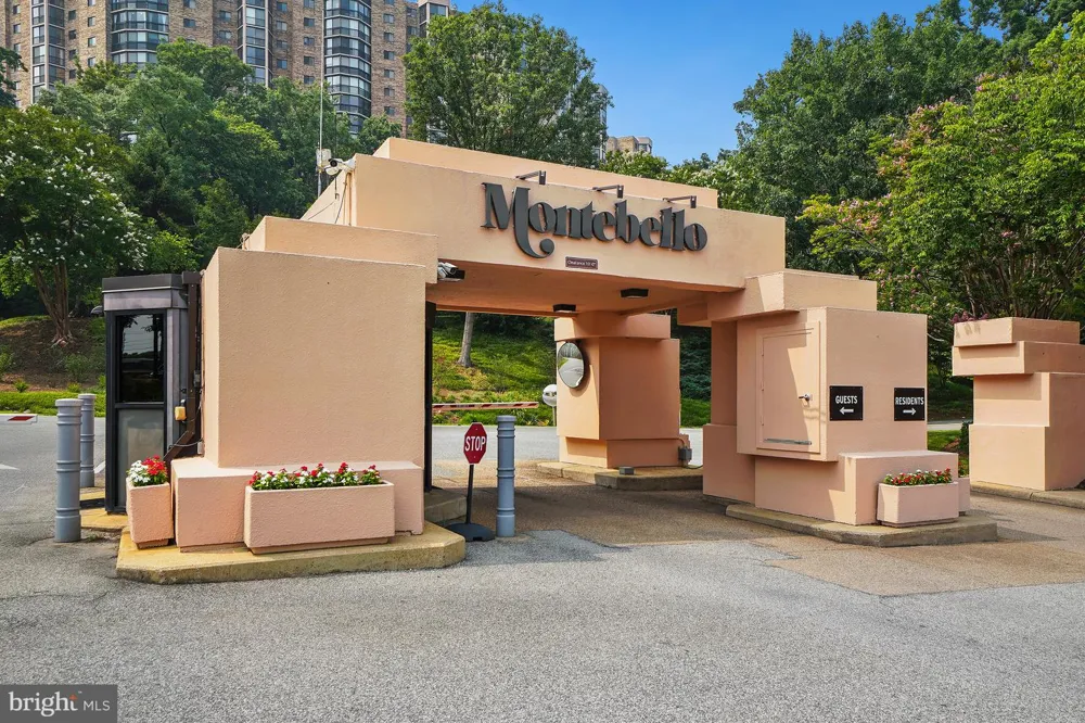 5904 MOUNT EAGLE DRIVE #711 Alexandria, VA 22303
