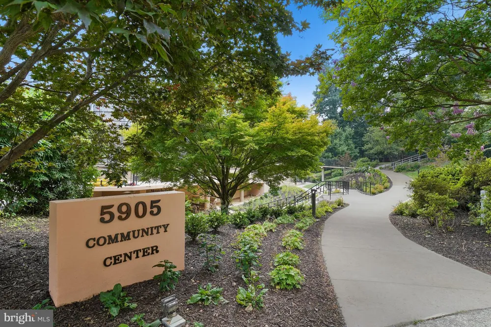 5904 MOUNT EAGLE DRIVE #711 Alexandria, VA 22303