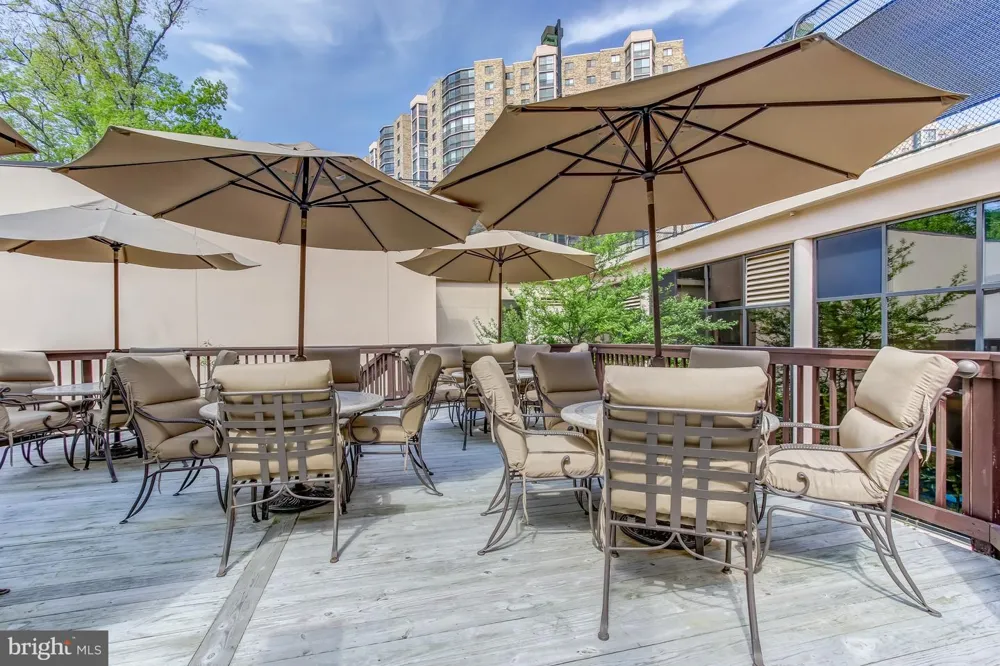 5904 MOUNT EAGLE DRIVE #711 Alexandria, VA 22303