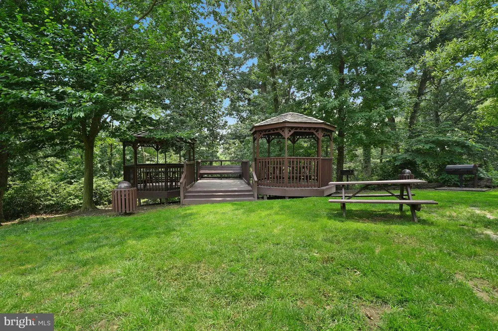 5904 MOUNT EAGLE DRIVE #711 Alexandria, VA 22303