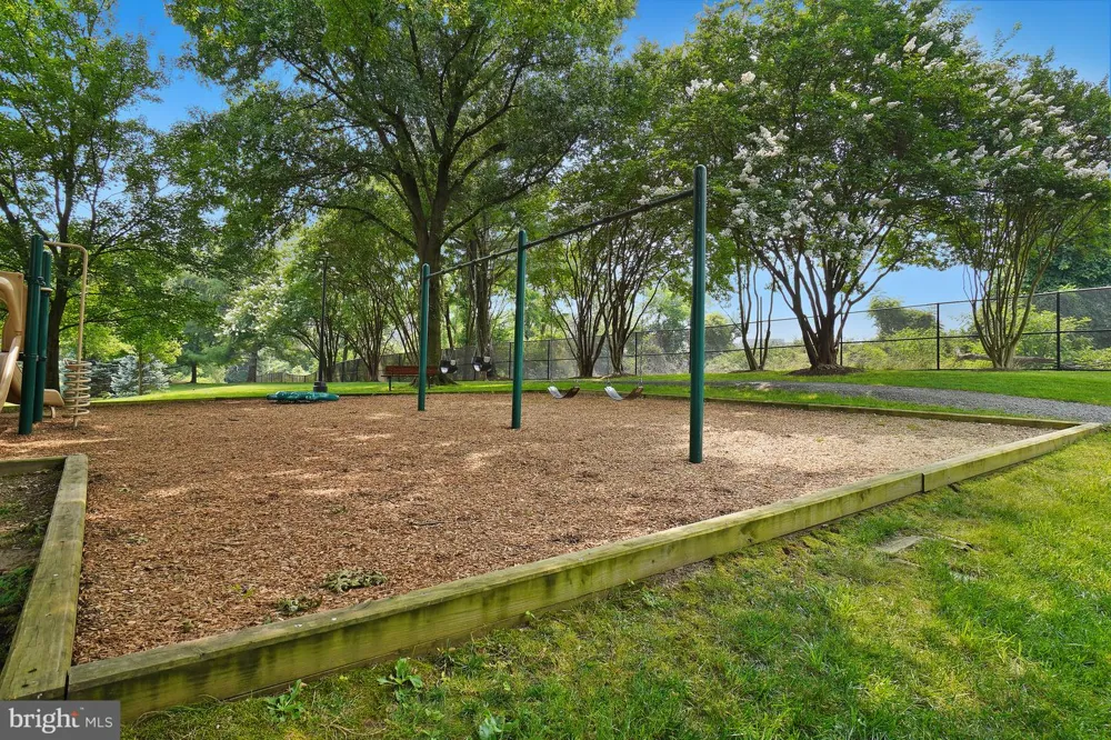 5904 MOUNT EAGLE DRIVE #711 Alexandria, VA 22303