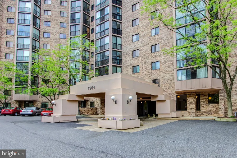 5904 MOUNT EAGLE DRIVE #711 Alexandria, VA 22303