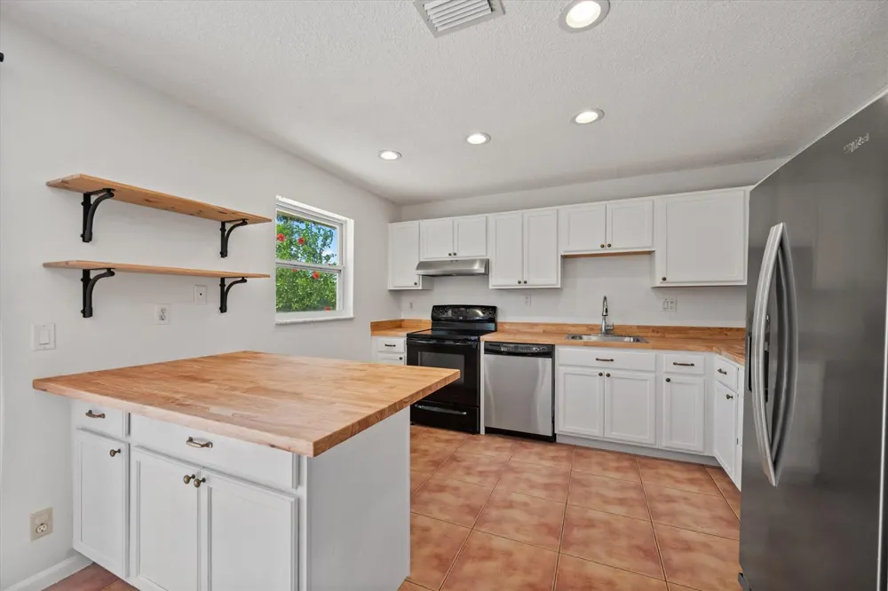 143 Bobwhite Road Royal Palm Beach, FL 33411
