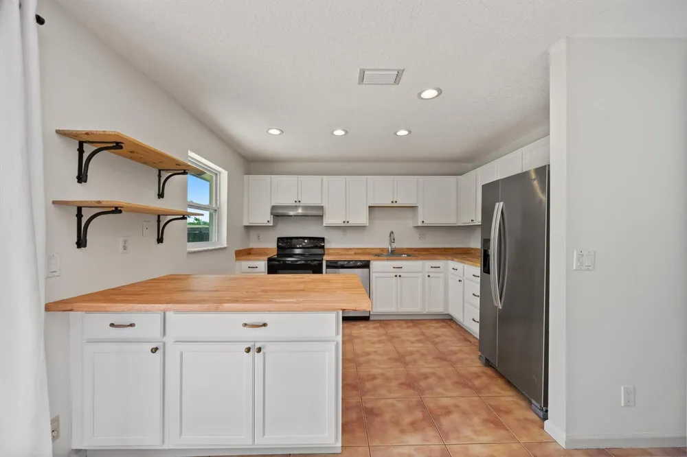 143 Bobwhite Road Royal Palm Beach, FL 33411