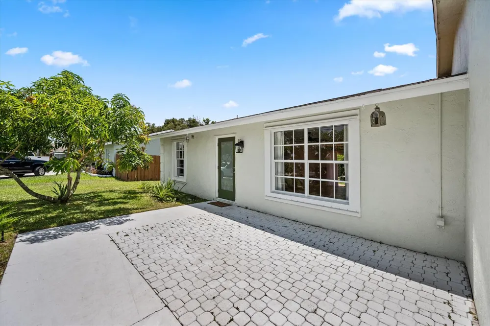 143 Bobwhite Road Royal Palm Beach, FL 33411