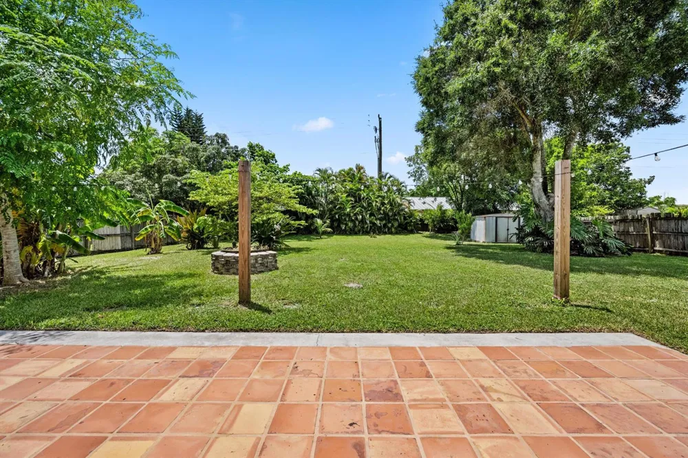 143 Bobwhite Road Royal Palm Beach, FL 33411