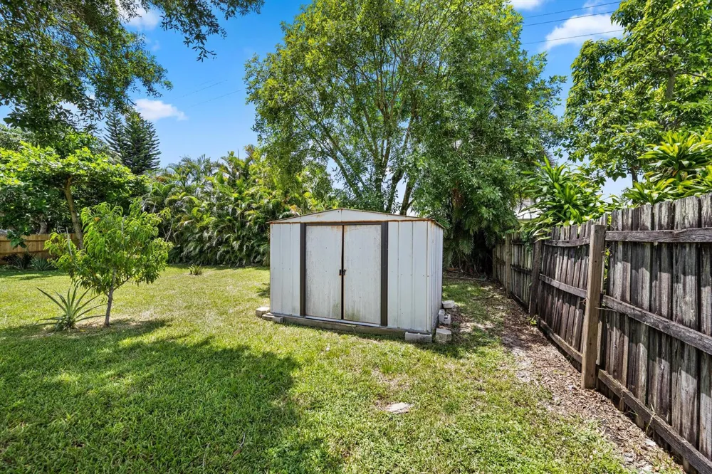 143 Bobwhite Road Royal Palm Beach, FL 33411