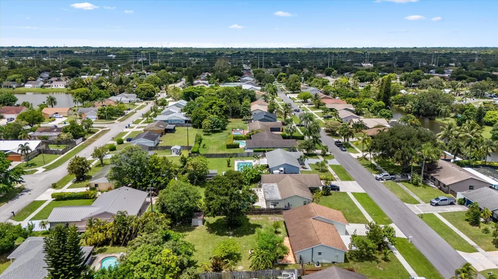 143 Bobwhite Road Royal Palm Beach, FL 33411