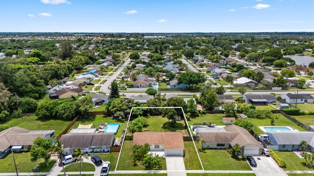 143 Bobwhite Road Royal Palm Beach, FL 33411