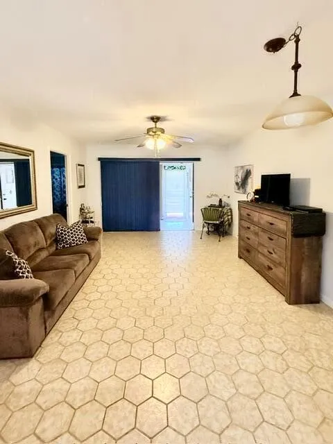 351 Covered Bridge Boulevard #B Lake Worth, FL 33467