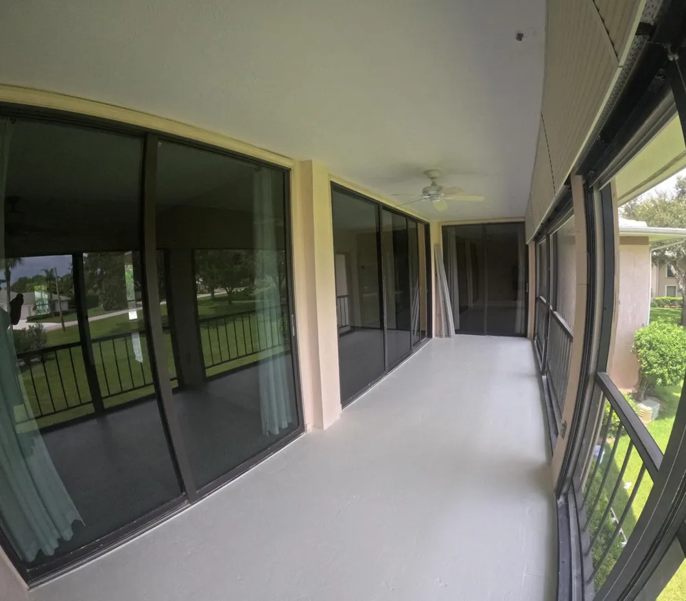 20 SE Turtle Creek Drive #Apt F Tequesta, FL 33469