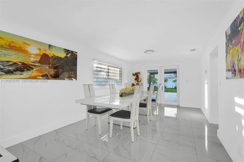 831 E 10th Pl Hialeah, FL 33010