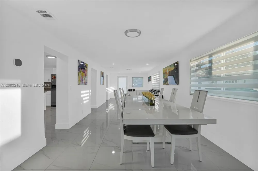 831 E 10th Pl Hialeah, FL 33010