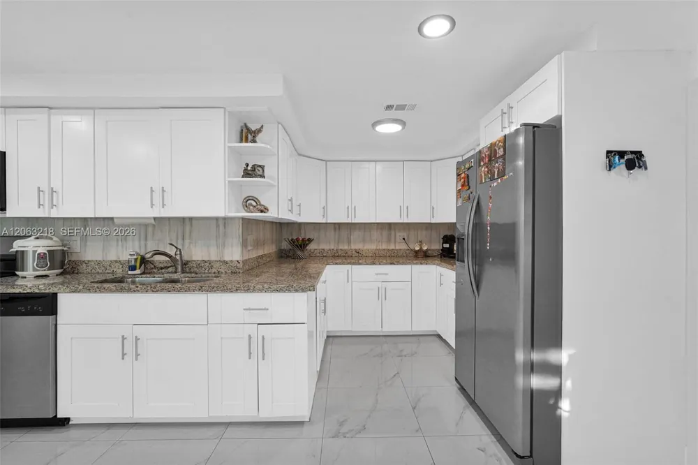 831 E 10th Pl Hialeah, FL 33010