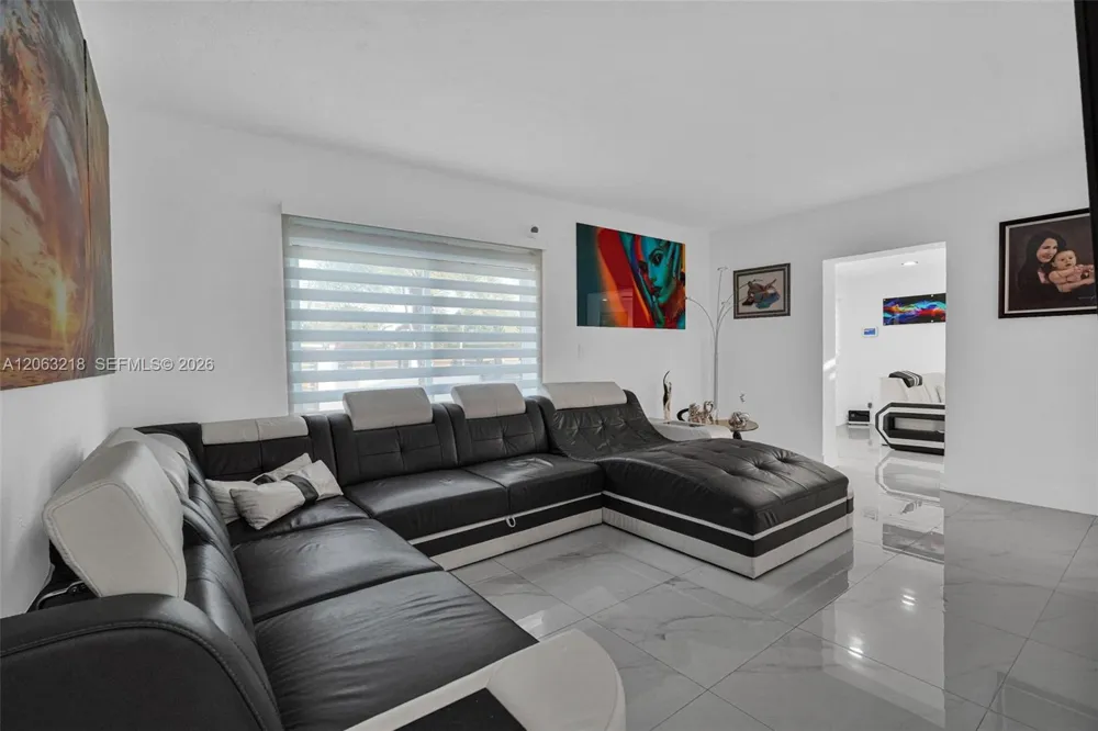 831 E 10th Pl Hialeah, FL 33010