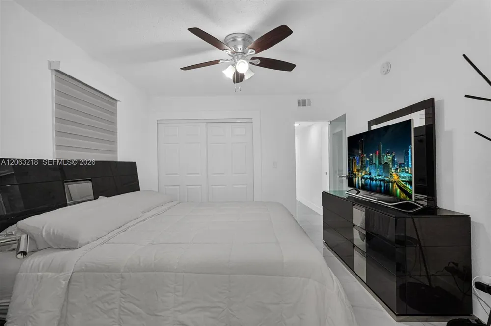 831 E 10th Pl Hialeah, FL 33010