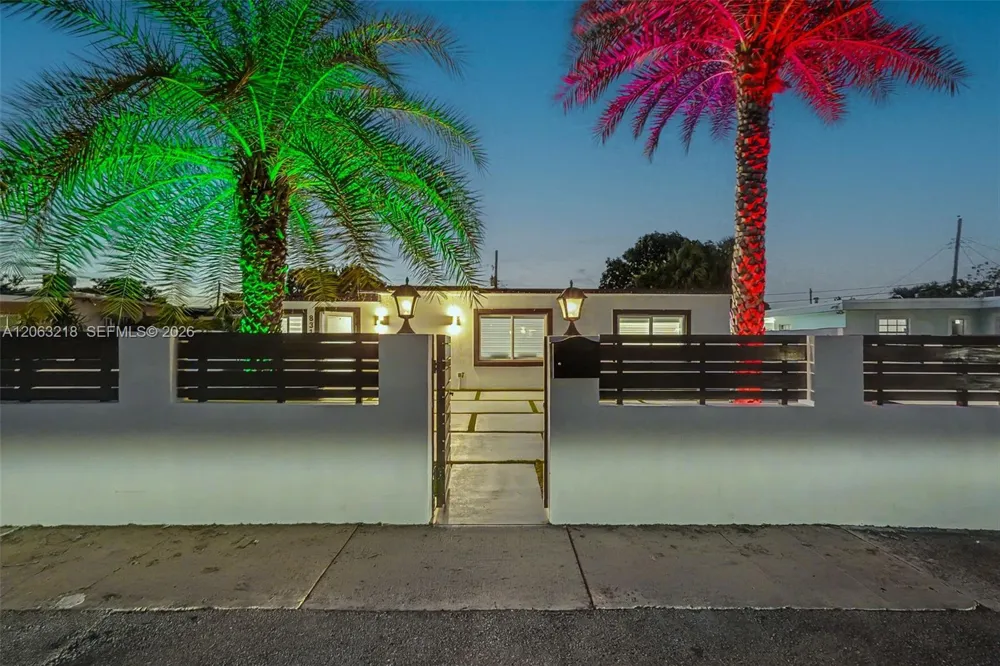 831 E 10th Pl Hialeah, FL 33010