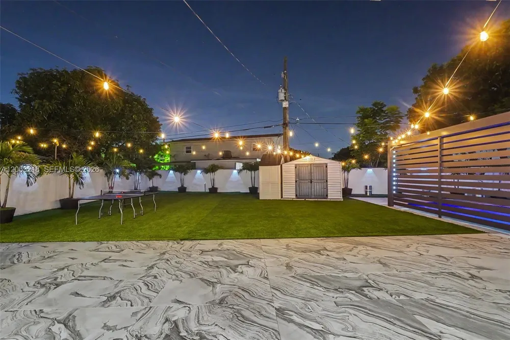 831 E 10th Pl Hialeah, FL 33010